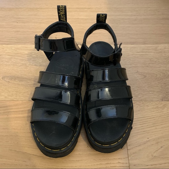 DR MARTENS PATENT LEATHER BLAIRE SANDALS - Picture 3 of 5